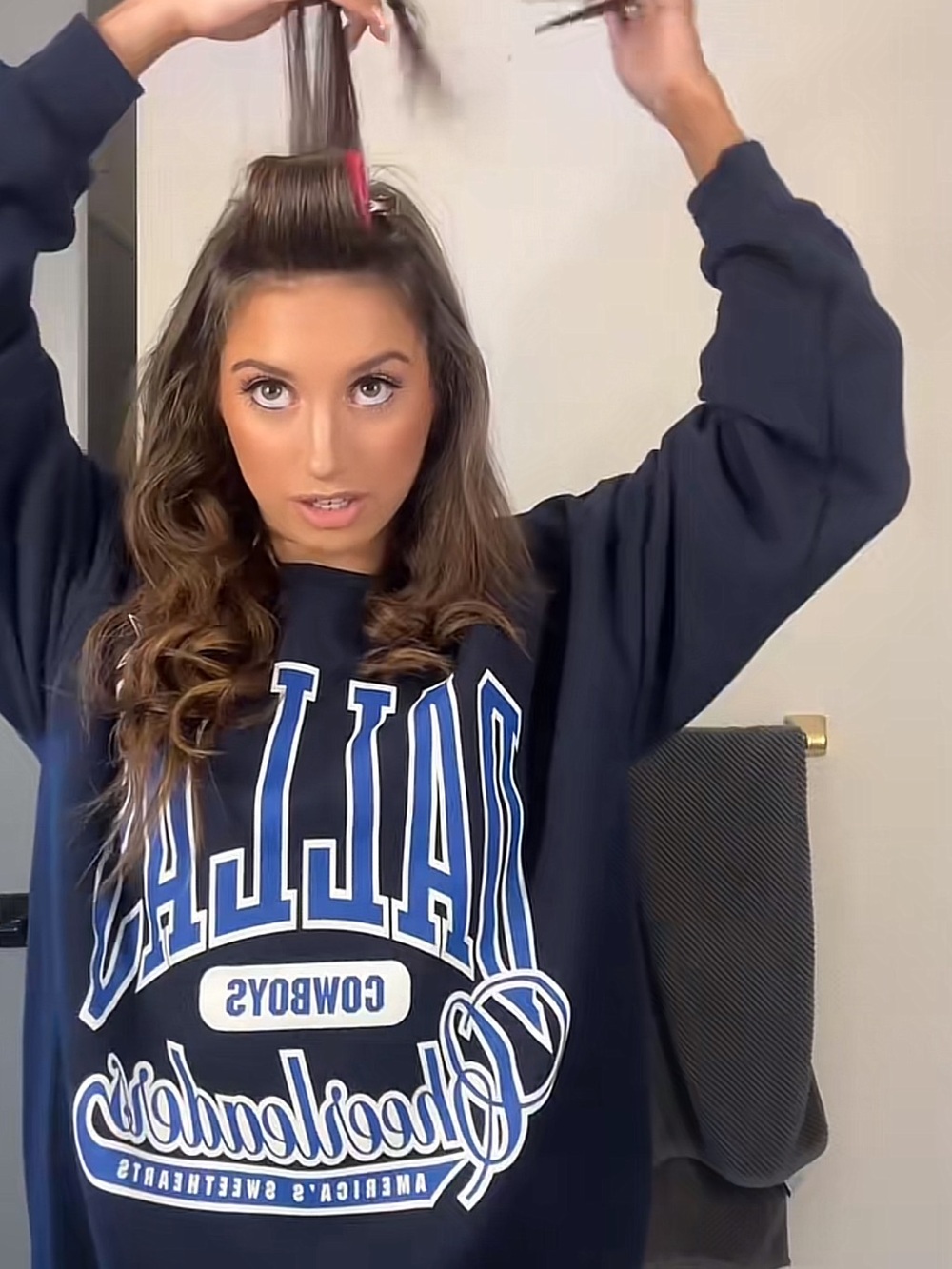 Dallas Cowboys cheerleaders Navy Logo crewneck